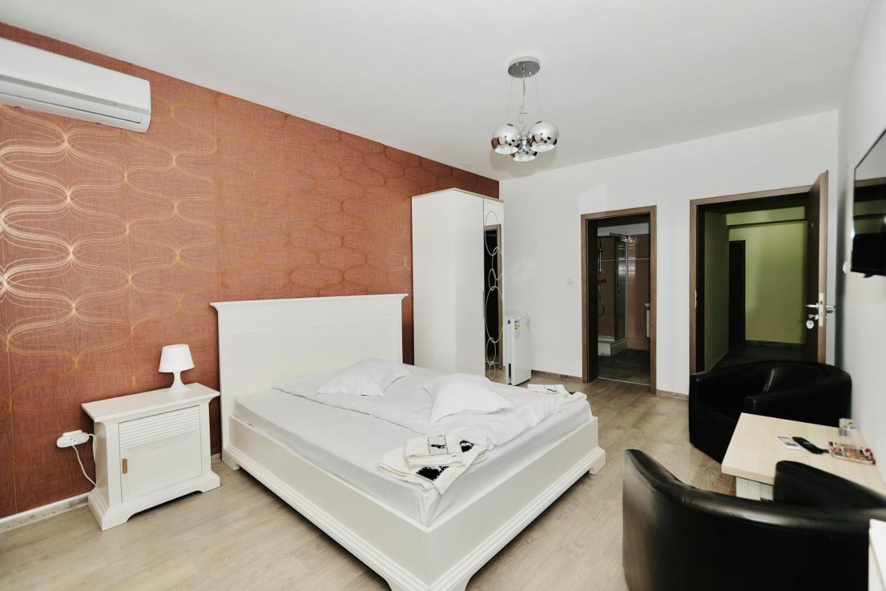 Casa Golopenta Hotel Baile Herculane Bagian luar foto